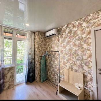 Продается 1-комнатная квартира, 28 м²