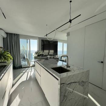 Сдается Многокомнатная квартира, 100 м²