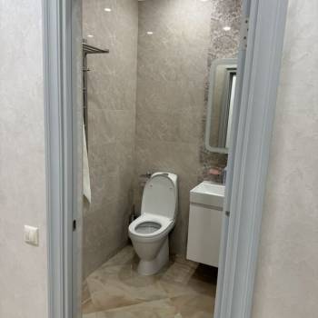 Сдается 2-х комнатная квартира, 85 м²