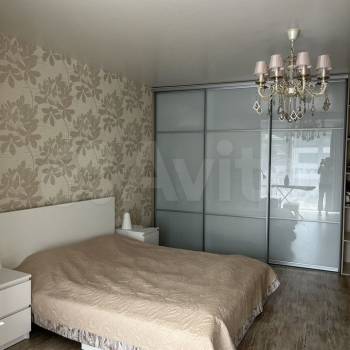 Продается 3-х комнатная квартира, 99,6 м²