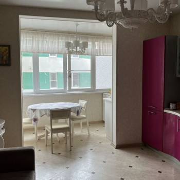 Продается 3-х комнатная квартира, 99,6 м²