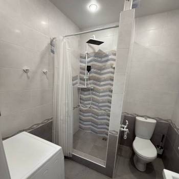 Продается 1-комнатная квартира, 35 м²