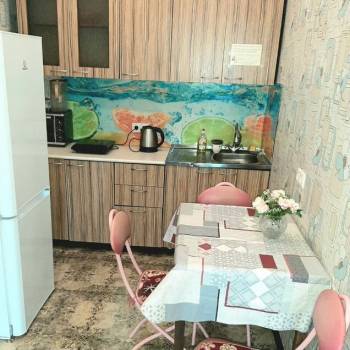 Сдается 2-х комнатная квартира, 60 м²