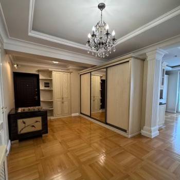 Продается 3-х комнатная квартира, 90 м²