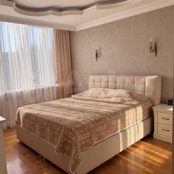 Продается 3-х комнатная квартира, 90 м²