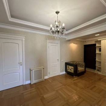 Продается 3-х комнатная квартира, 90 м²