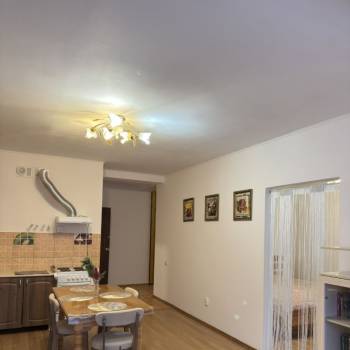 Сдается 2-х комнатная квартира, 60 м²