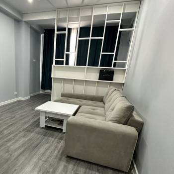 Продается 1-комнатная квартира, 30 м²