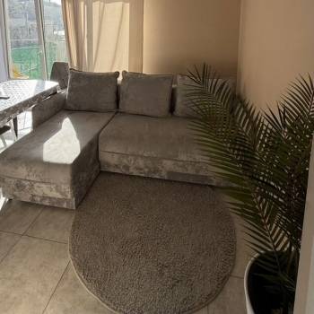 Продается 1-комнатная квартира, 57 м²