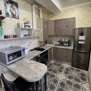 Сдается 1-комнатная квартира, 48,8 м²