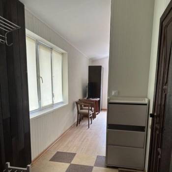 Продается 1-комнатная квартира, 28,6 м²