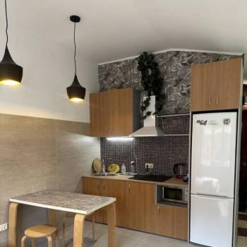 Продается 1-комнатная квартира, 28,6 м²