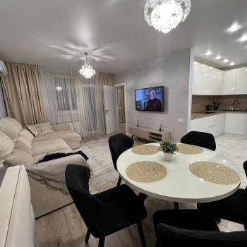 Сдается 2-х комнатная квартира, 64 м²