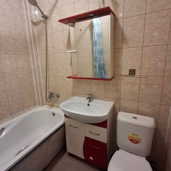 Продается 1-комнатная квартира, 32 м²