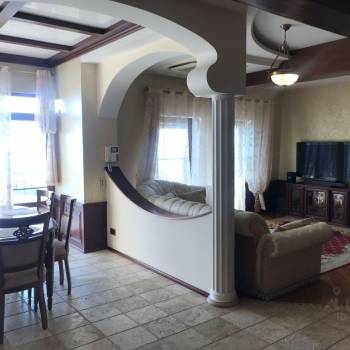 Продается Многокомнатная квартира, 223,6 м²