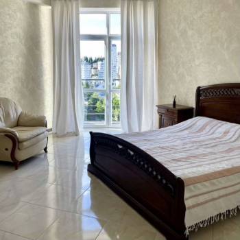 Сдается 1-комнатная квартира, 46 м²