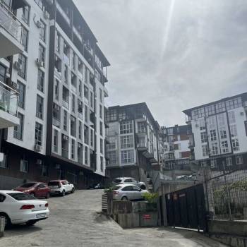 Продается 1-комнатная квартира, 35 м²