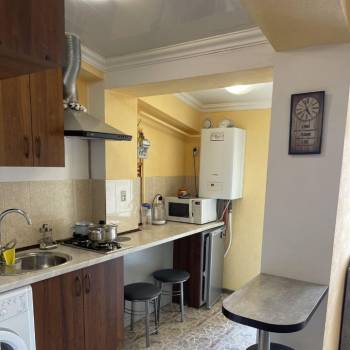 Продается 1-комнатная квартира, 27 м²