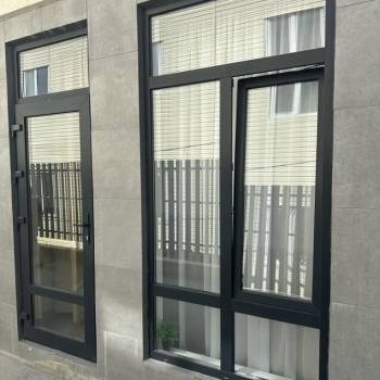 Продается 1-комнатная квартира, 30 м²