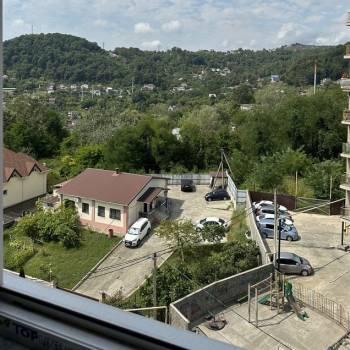 Продается 1-комнатная квартира, 80 м²