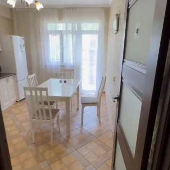 Сдается Многокомнатная квартира, 100 м²