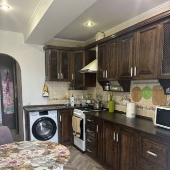 Продается 1-комнатная квартира, 38 м²