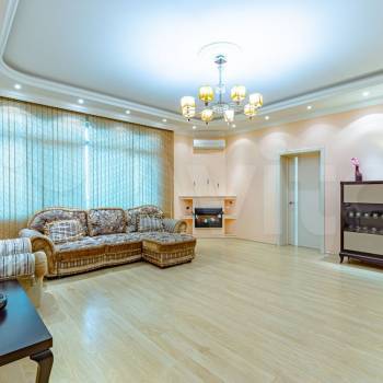 Сдается Многокомнатная квартира, 117 м²