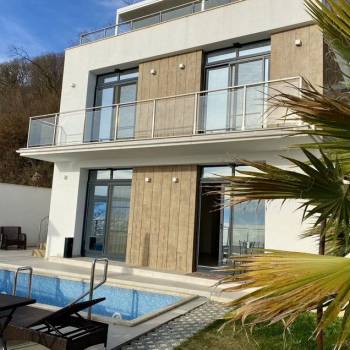 Продается Дом, 300 м²