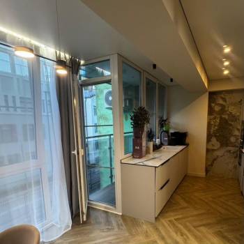 Продается Многокомнатная квартира, 98 м²