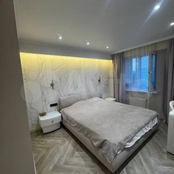 Продается Многокомнатная квартира, 98 м²