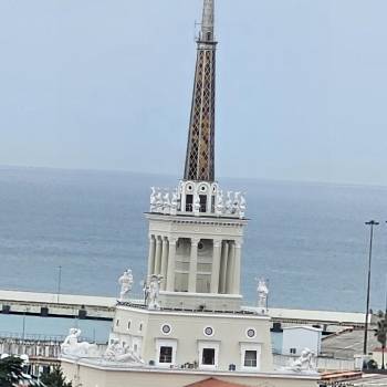 Сдается 2-х комнатная квартира, 76 м²