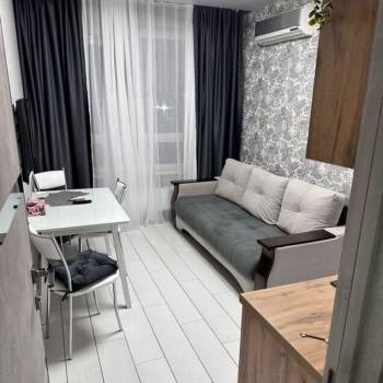 Продается 1-комнатная квартира, 35 м²