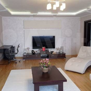 Продается Многокомнатная квартира, 122 м²