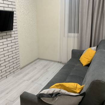Продается 1-комнатная квартира, 35 м²