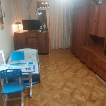 Продается 1-комнатная квартира, 45 м²