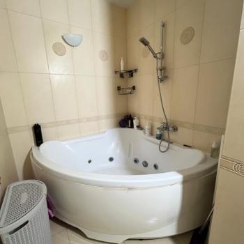 Сдается 2-х комнатная квартира, 95 м²