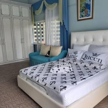 Сдается 1-комнатная квартира, 60 м²