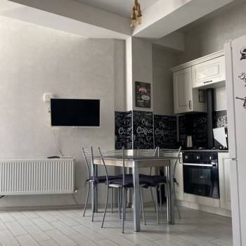 Сдается Многокомнатная квартира, 50 м²