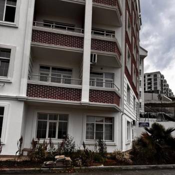 Продается 1-комнатная квартира, 50,5 м²