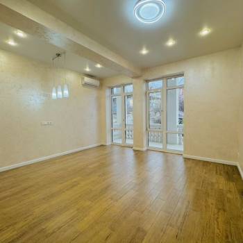 Продается 1-комнатная квартира, 30 м²