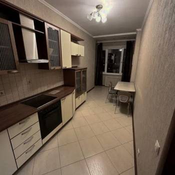 Сдается 1-комнатная квартира, 41 м²