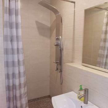 Сдается 1-комнатная квартира, 50 м²