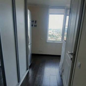 Продается 1-комнатная квартира, 33 м²