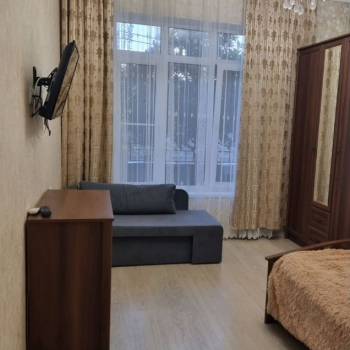 Продается Многокомнатная квартира, 130 м²