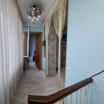 Продается Многокомнатная квартира, 90 м²