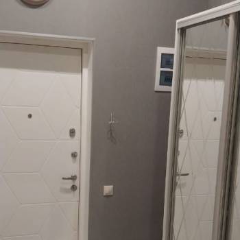 Продается 1-комнатная квартира, 36 м²