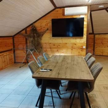 Сдается 2-х комнатная квартира, 75 м²