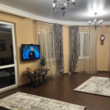 Сдается 2-х комнатная квартира, 80 м²