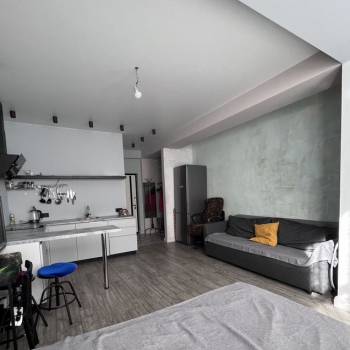 Продается 1-комнатная квартира, 30 м²