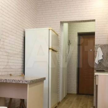 Продается 1-комнатная квартира, 18 м²